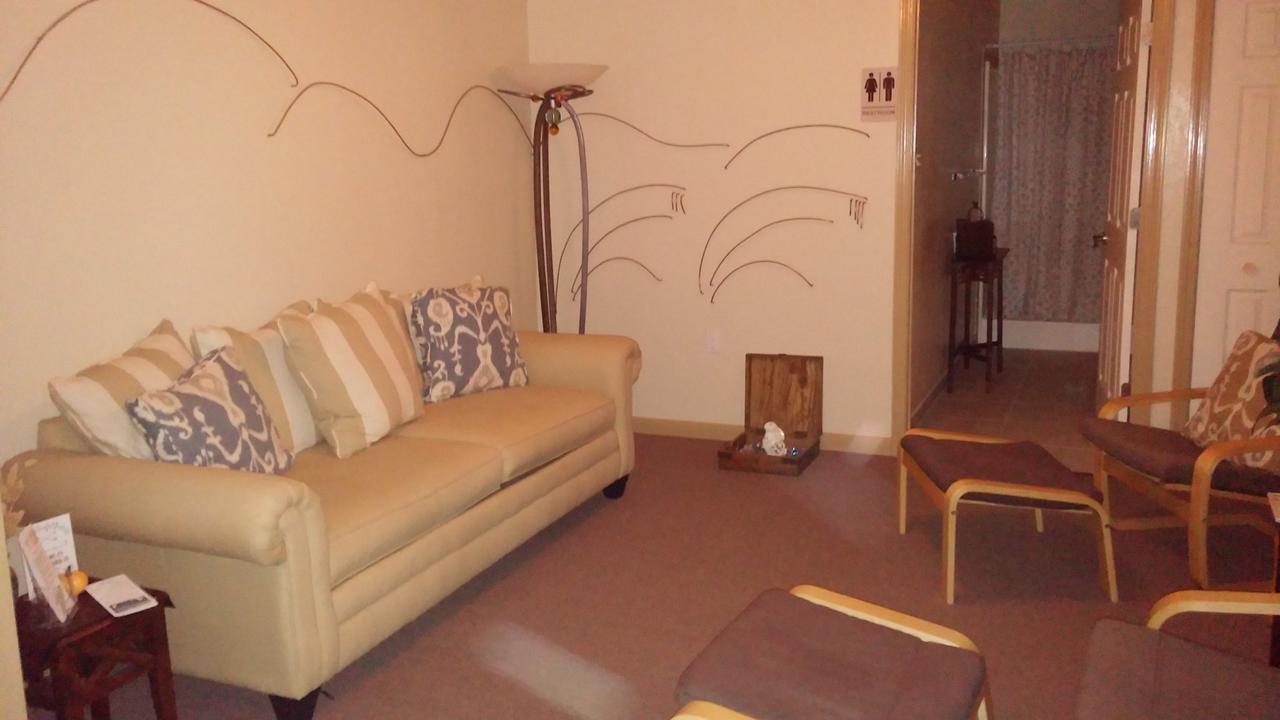 Kelinci Spa Bed & Breakfast Long Beach Exterior photo